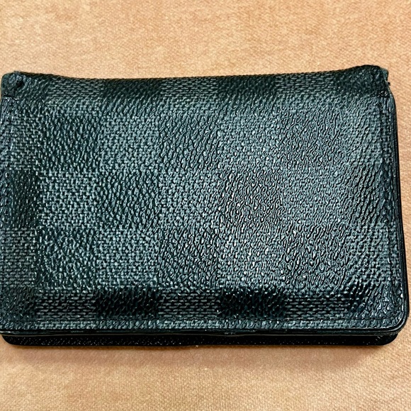 Authentic LV men’s card holder wallet - Picture 5 of 14
